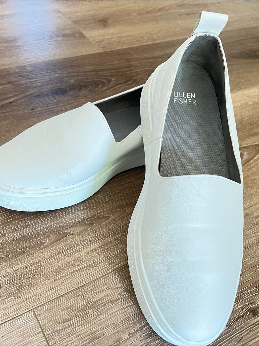 EILEEN FISHER| Prosper Platform Sneakers 8.5 | White Leather Slip On Shoes